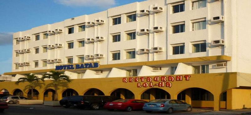Hotel Batab Канкун Екстериор снимка